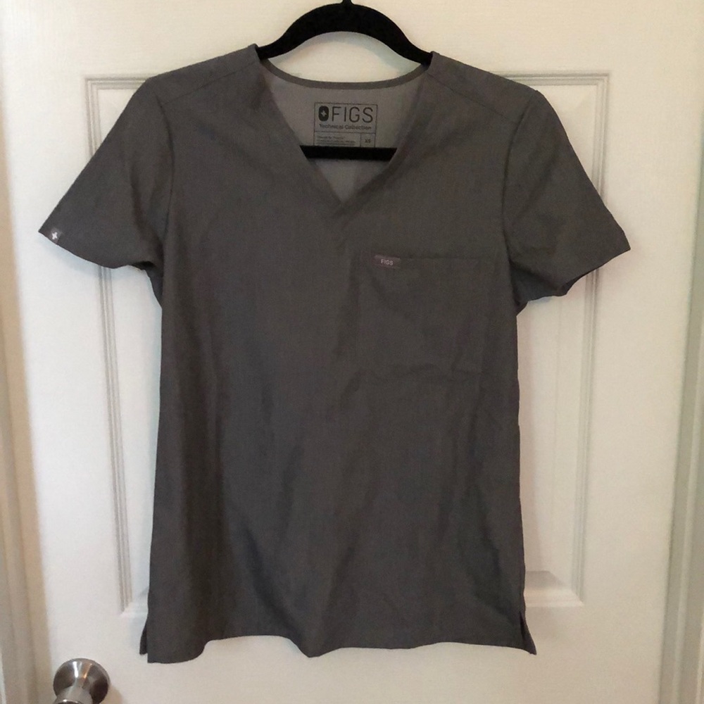 FIGS Scrub Top